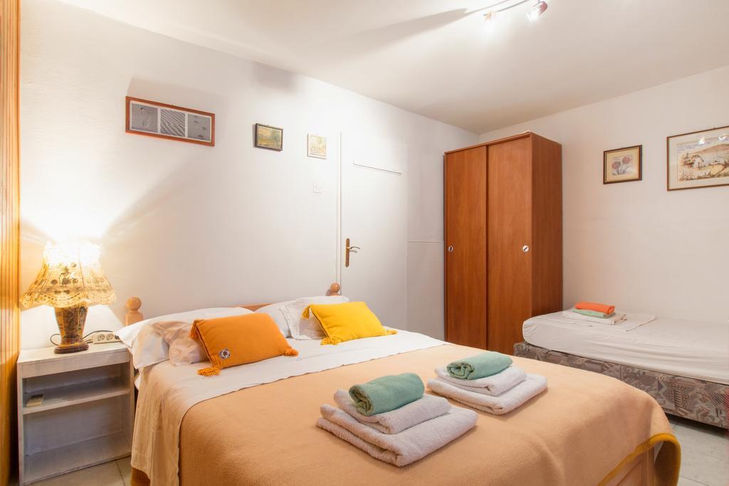 Split Accommodation Номер фото